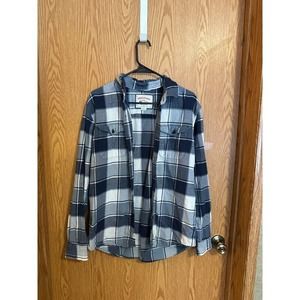New without tags men's American eagle blue and white plaid shirt, medium flannel